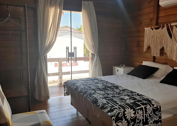 Millicent Residence - Chalet Milly E Chalet Iris - Itaoca Praia - Es